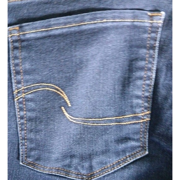 Signature Levi's Women  Bootcut Jeans Sz 18M 34 X 32 Denim Mid Rise Dark Wash - Picture 12 of 16